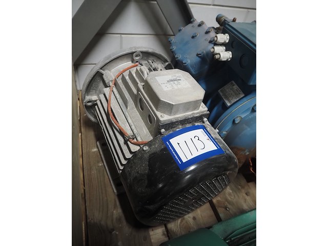 Nn motor - afbeelding 1 van  5