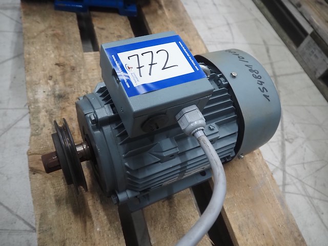 Nn motor - afbeelding 1 van  5