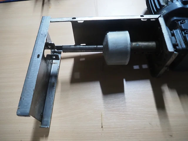 Nn motor - afbeelding 2 van  3