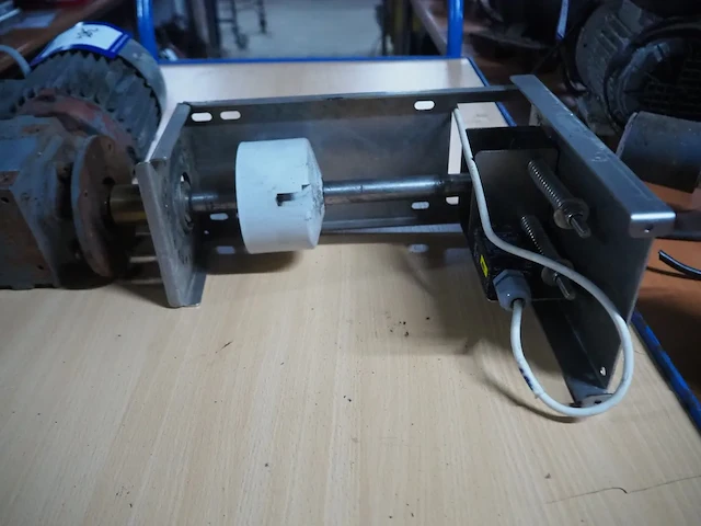 Nn motor - afbeelding 3 van  4