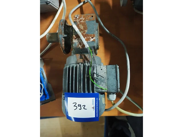 Nn motor - afbeelding 1 van  2