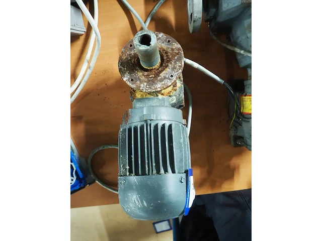 Nn motor - afbeelding 2 van  2