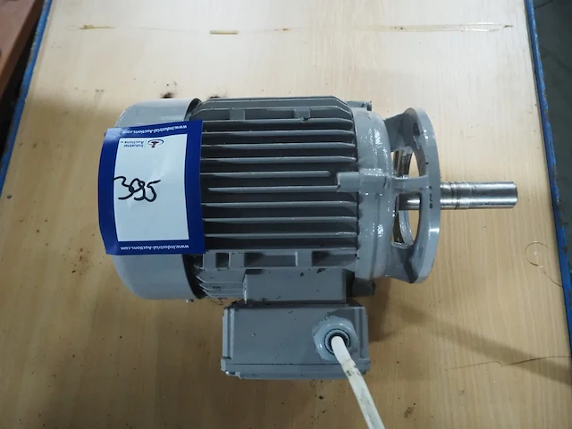 Nn motor - afbeelding 1 van  3