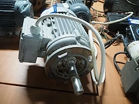 Nn motor - afbeelding 2 van  3