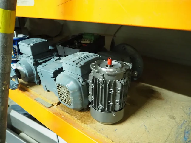 Nn motors and parts - afbeelding 7 van  11