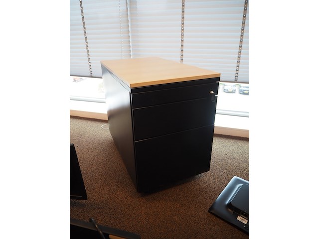 Nn office inventory - afbeelding 50 van  54