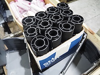 Nn pallet with parts - afbeelding 5 van  6