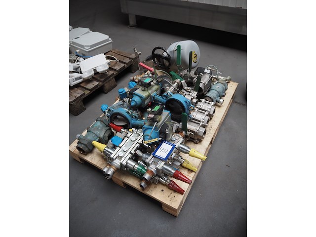 Nn pallet - afbeelding 1 van  7