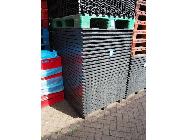Nn pallets and spacers - afbeelding 4 van  4