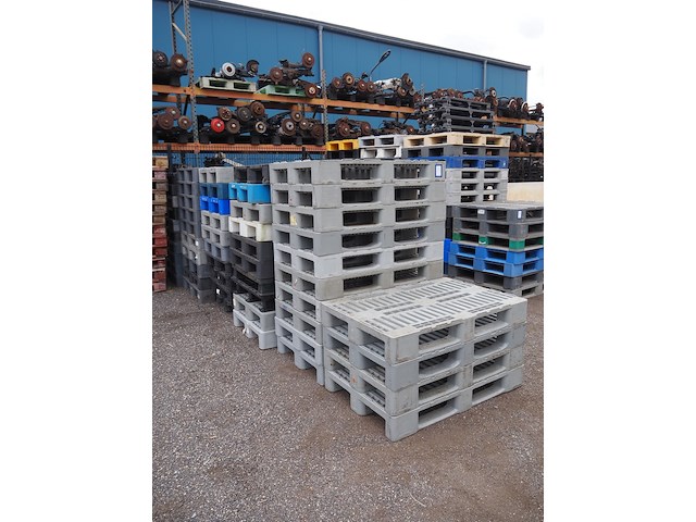 Nn pallets - afbeelding 2 van  2