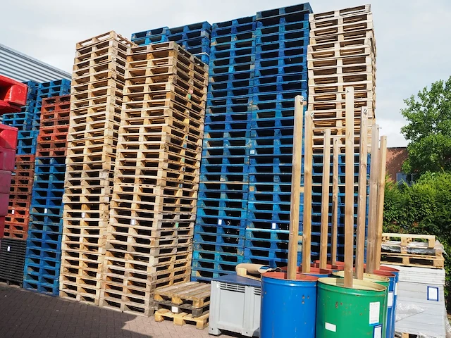 Nn pallets - afbeelding 1 van  10
