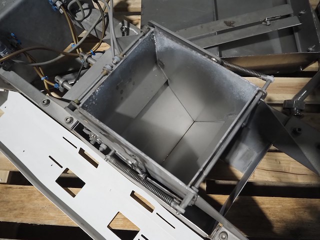 Nn part for multihead weigher - afbeelding 8 van  11
