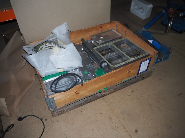 Nn parts for thermoformer - afbeelding 1 van  4