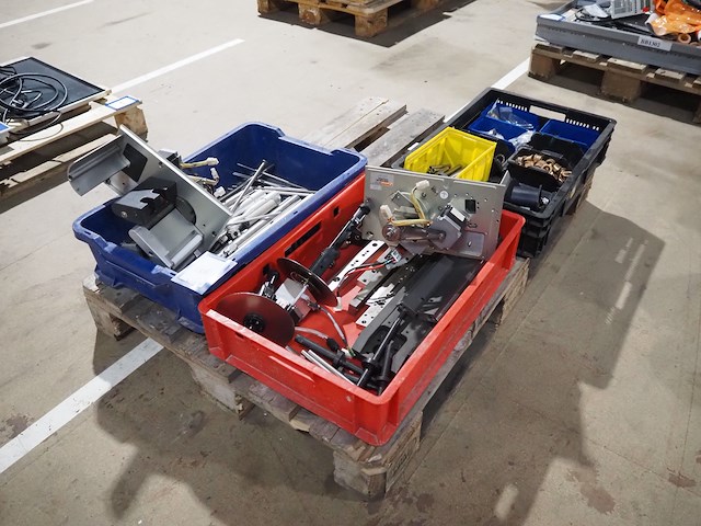 Nn parts - afbeelding 1 van  7