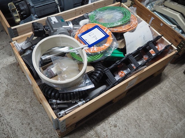 Nn parts - afbeelding 1 van  5