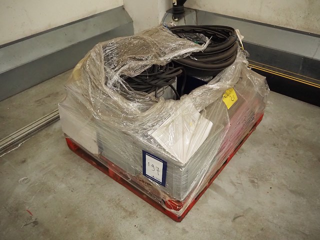 Nn parts - afbeelding 1 van  8