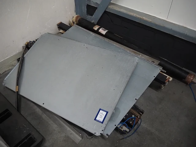 Nn parts - afbeelding 1 van  4