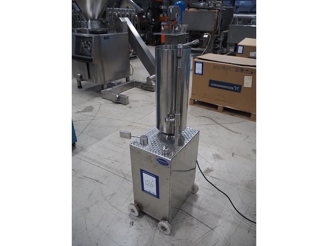 Nn piston filler - afbeelding 1 van  10