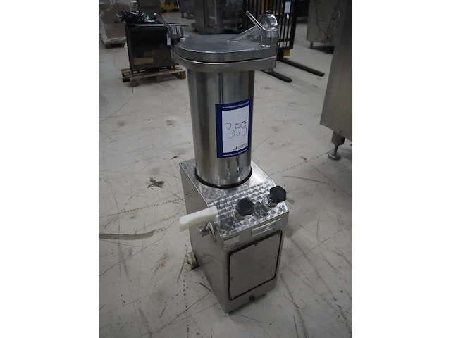 Nn piston filler - afbeelding 1 van  10