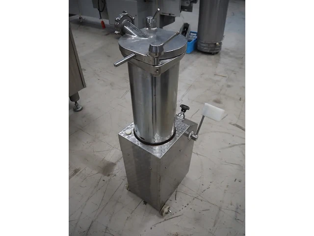 Nn piston filler - afbeelding 5 van  10