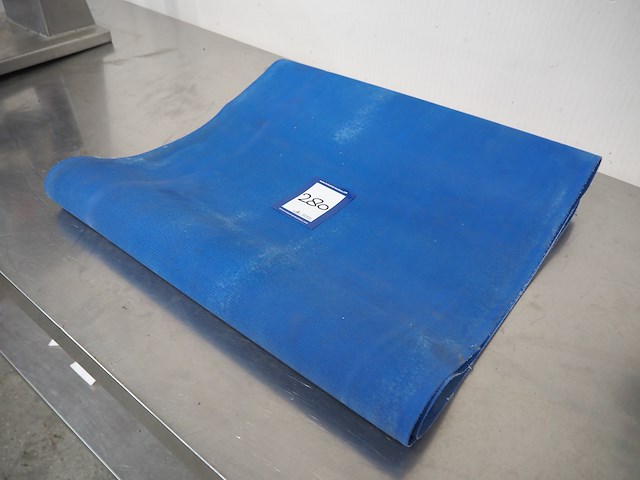 Nn plastic belt - afbeelding 2 van  3