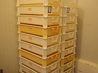 Nn plastic crates - afbeelding 1 van  3