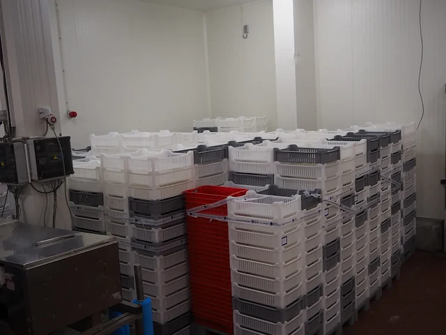 Nn plastic crates - afbeelding 7 van  9