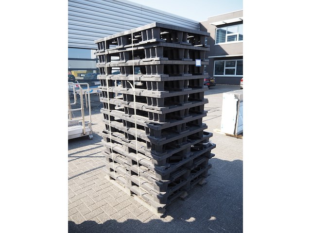 Nn plastic pallets - afbeelding 2 van  4