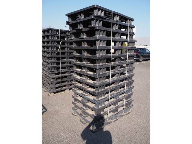 Nn plastic pallets - afbeelding 3 van  3