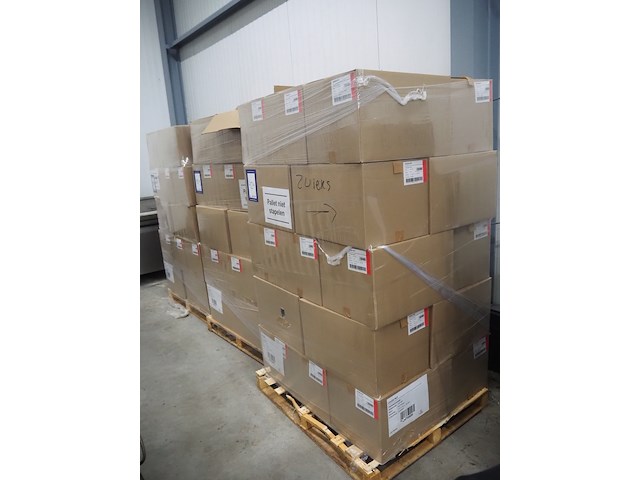 Nn plastic trays - afbeelding 1 van  9