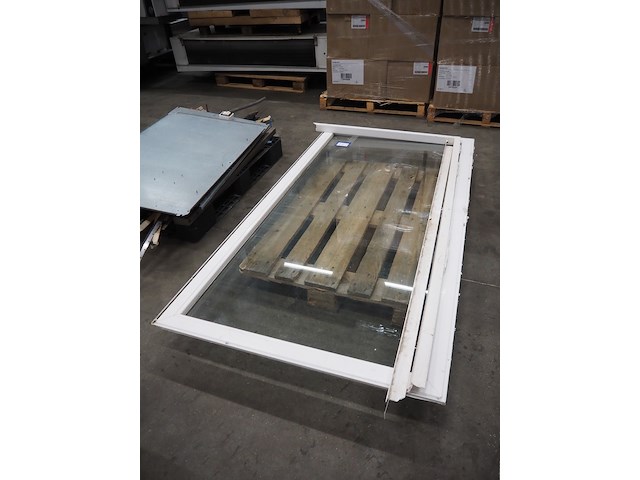Nn plastic window frame - afbeelding 1 van  3
