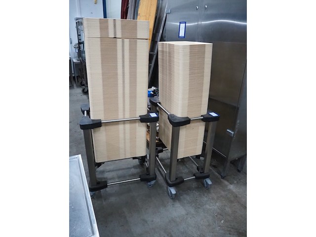 Nn plates - afbeelding 1 van  6