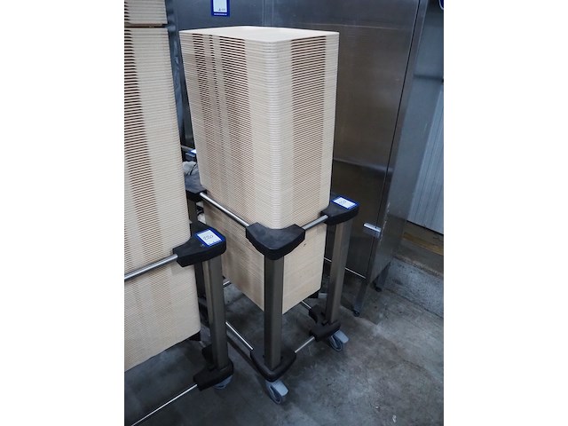 Nn plates - afbeelding 3 van  6