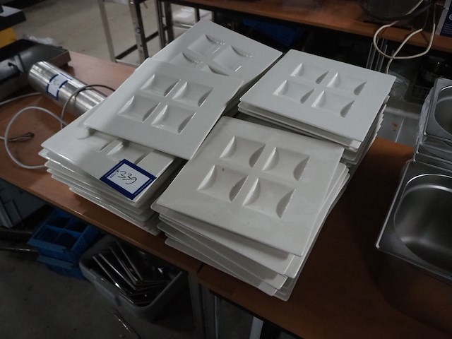 Nn plates - afbeelding 1 van  3