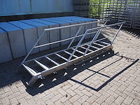 Nn platform with stairs - afbeelding 1 van  8