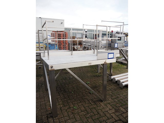 Nn platform - afbeelding 1 van  4