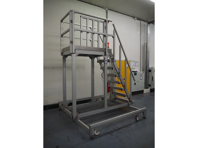 Nn platform - afbeelding 1 van  5