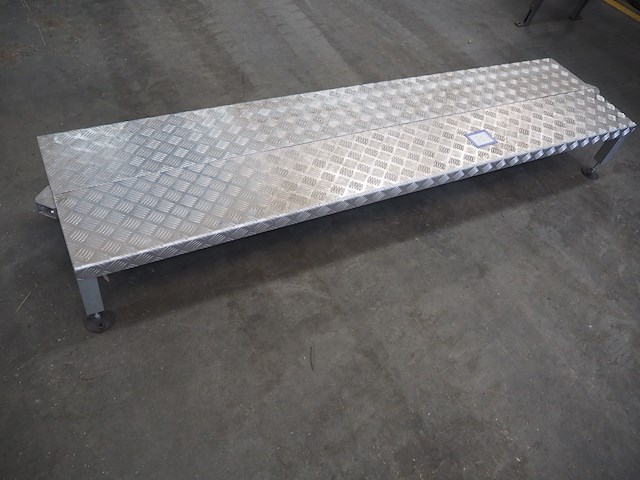 Nn platform - afbeelding 1 van  3