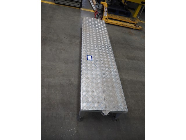 Nn platform - afbeelding 3 van  3