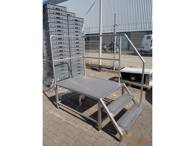 Nn platform - afbeelding 1 van  7