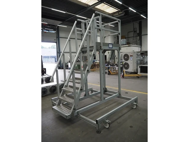 Nn platform - afbeelding 1 van  8