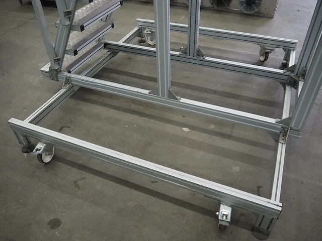 Nn platform - afbeelding 7 van  8