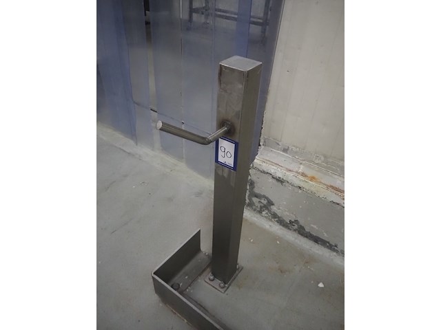 Nn pole - afbeelding 1 van  4