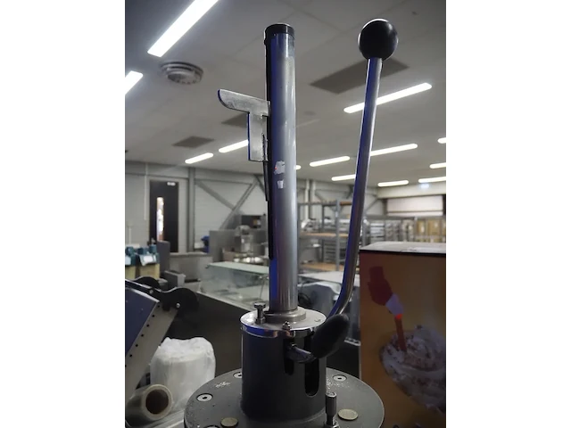 Nn potato press - afbeelding 4 van  9
