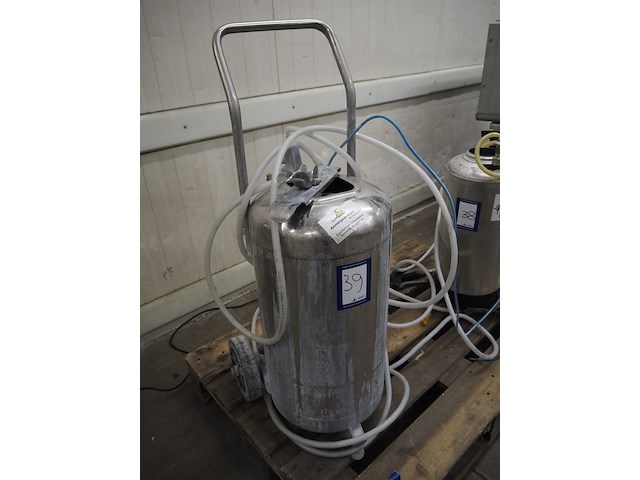 Nn pressure vessel for foam - afbeelding 1 van  4