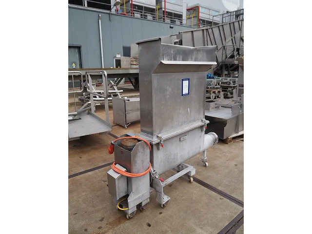 Nn product pump - afbeelding 1 van  8