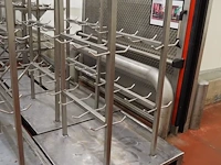 Nn racks for cattle heads - afbeelding 8 van  10