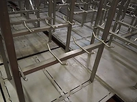 Nn racks for cattle heads - afbeelding 9 van  9