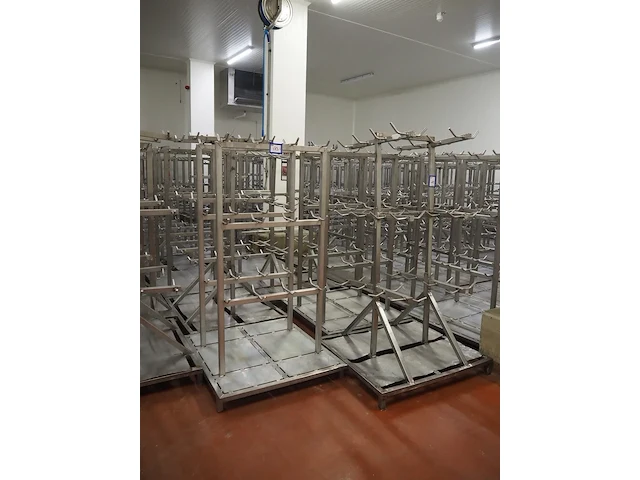 Nn racks for cattle heads - afbeelding 5 van  12