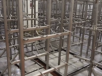 Nn racks for cattle heads - afbeelding 10 van  12